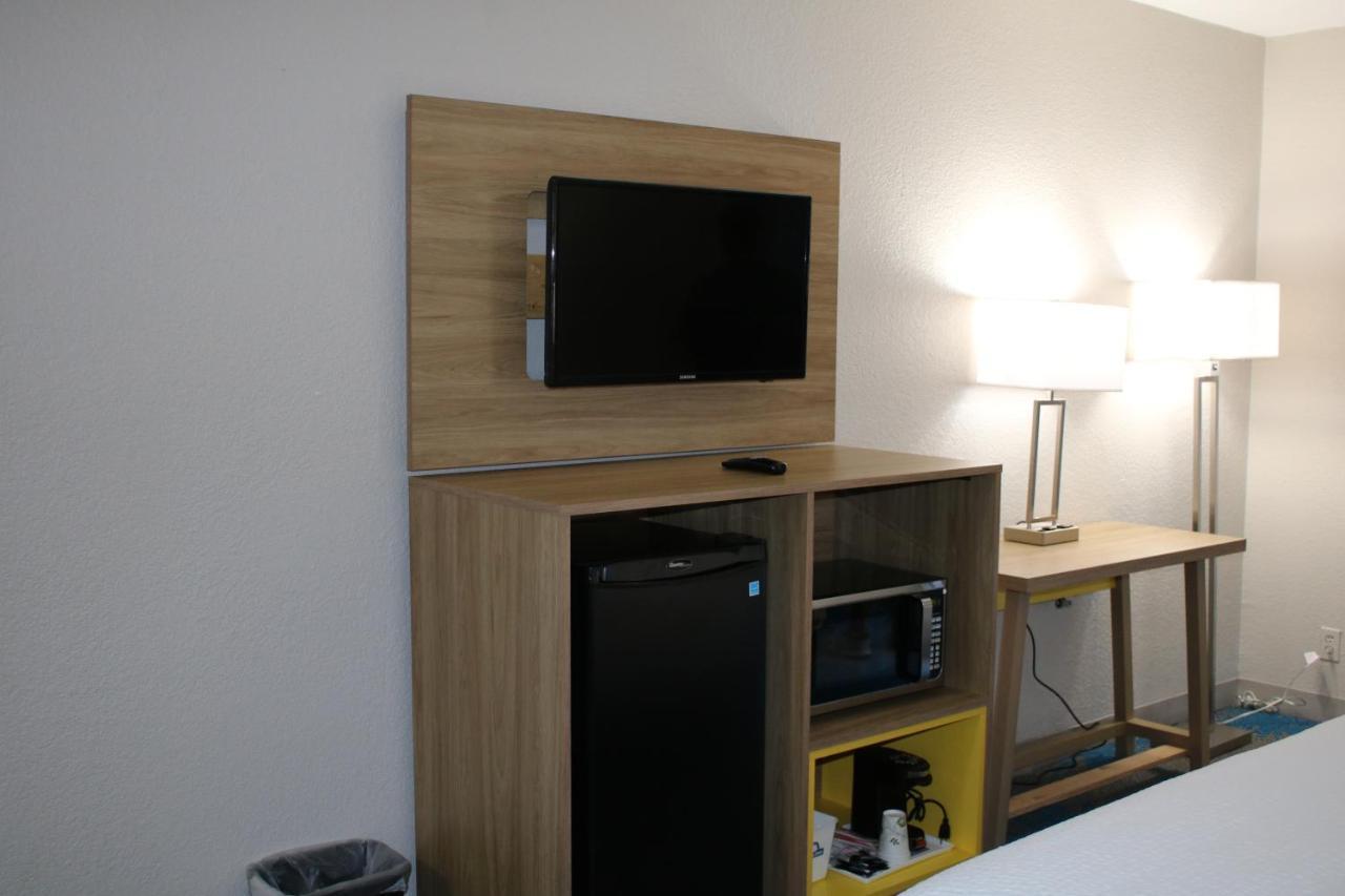Days Inn By Wyndham Waco University Area Ngoại thất bức ảnh