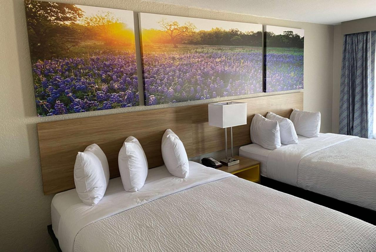 Days Inn By Wyndham Waco University Area Ngoại thất bức ảnh