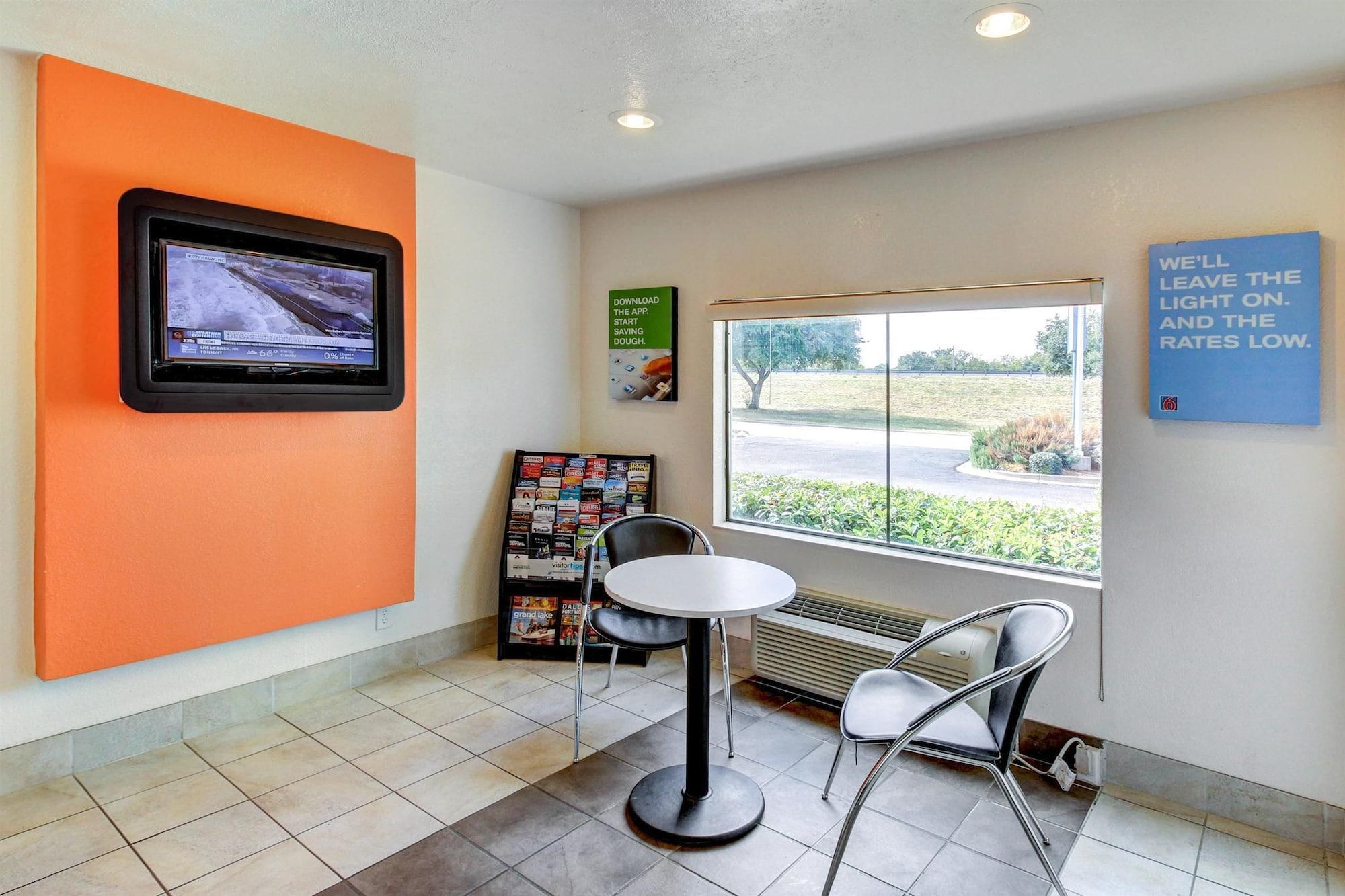 Days Inn By Wyndham Waco University Area Ngoại thất bức ảnh