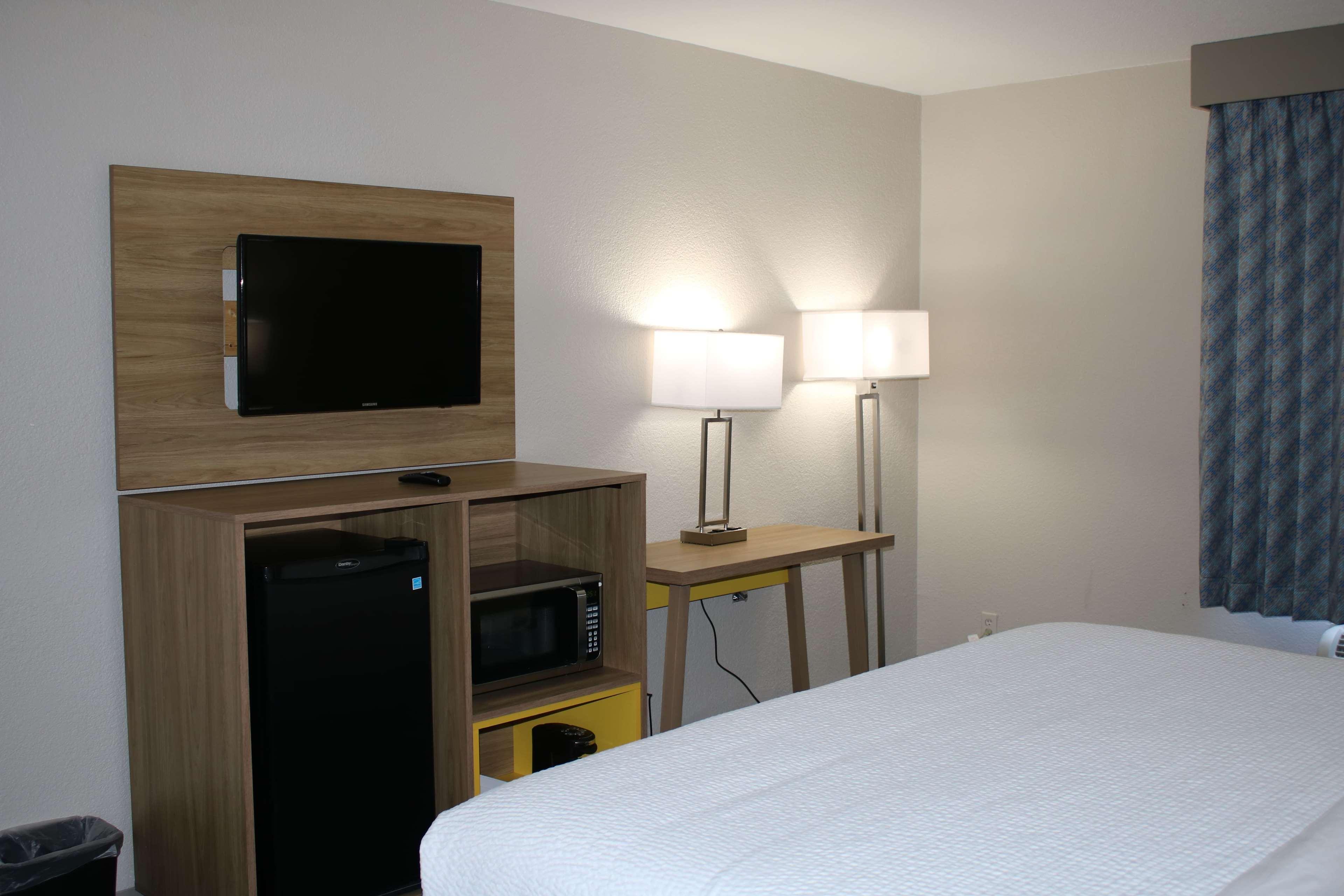 Days Inn By Wyndham Waco University Area Ngoại thất bức ảnh