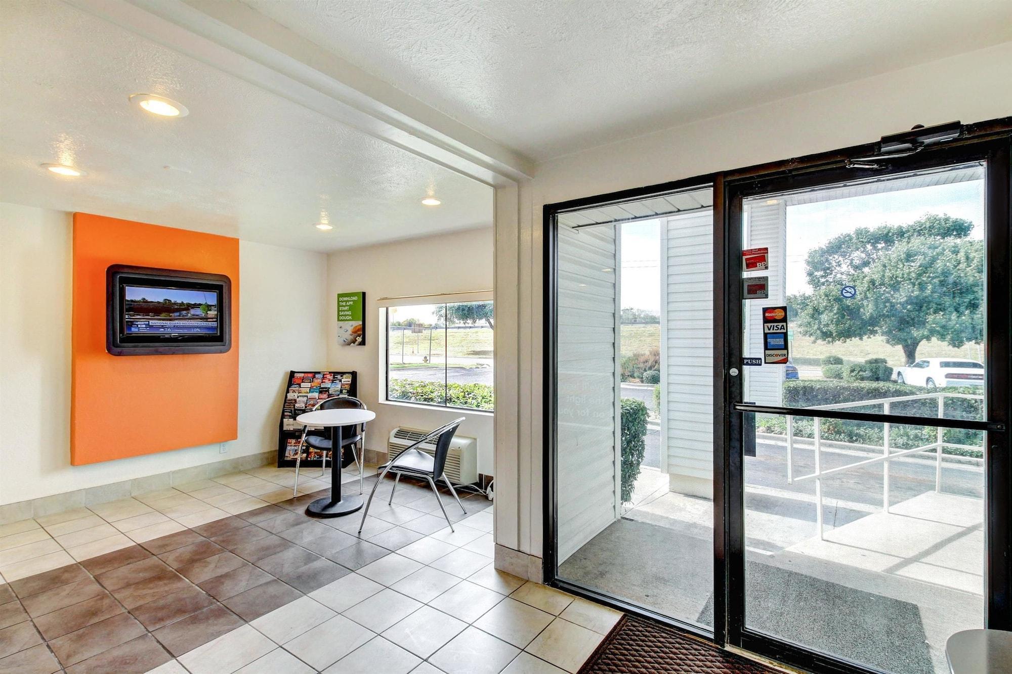 Days Inn By Wyndham Waco University Area Ngoại thất bức ảnh