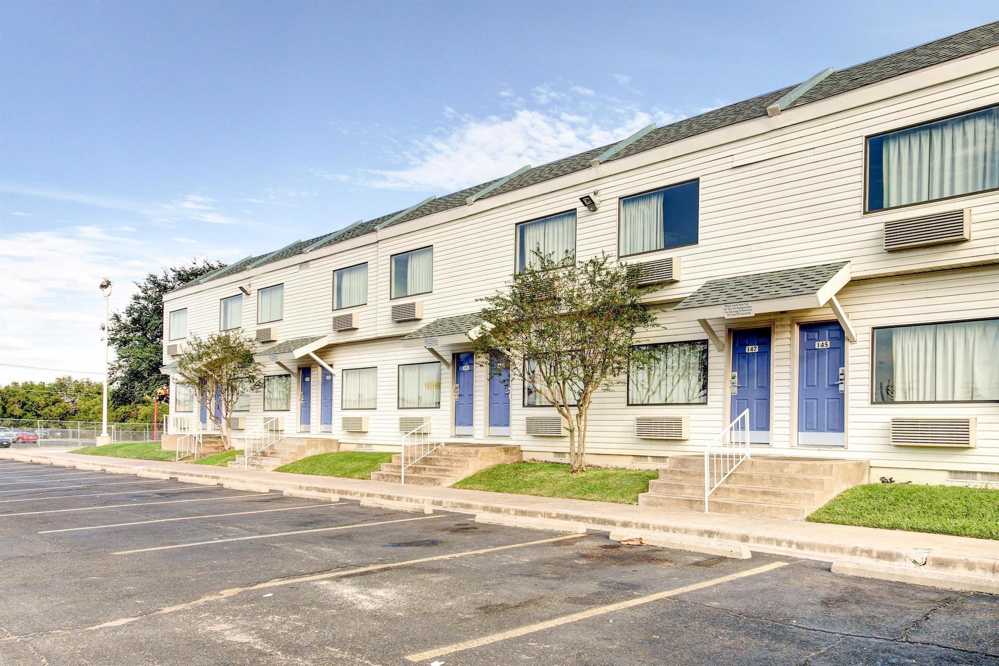 Days Inn By Wyndham Waco University Area Ngoại thất bức ảnh