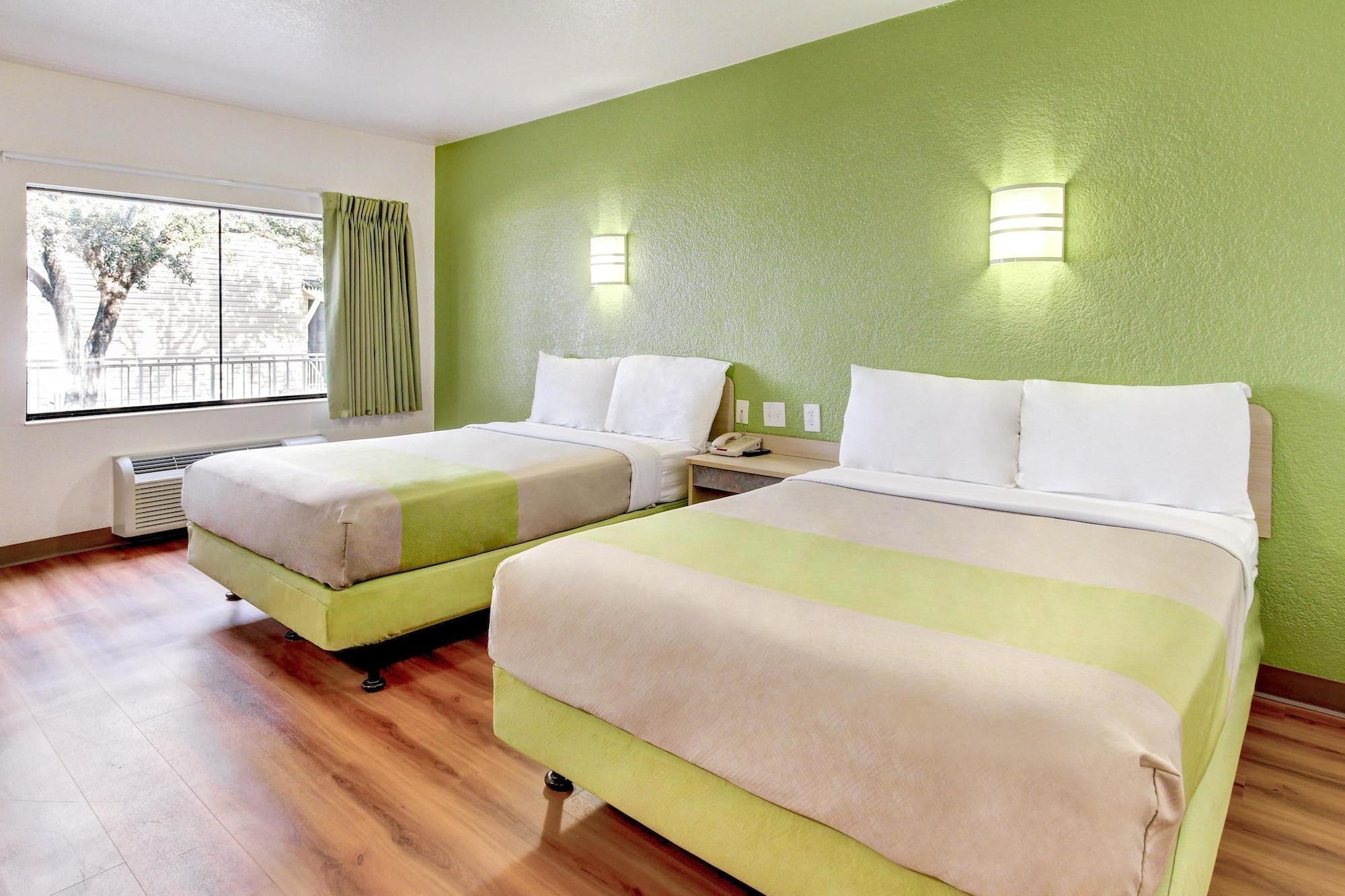 Days Inn By Wyndham Waco University Area Ngoại thất bức ảnh