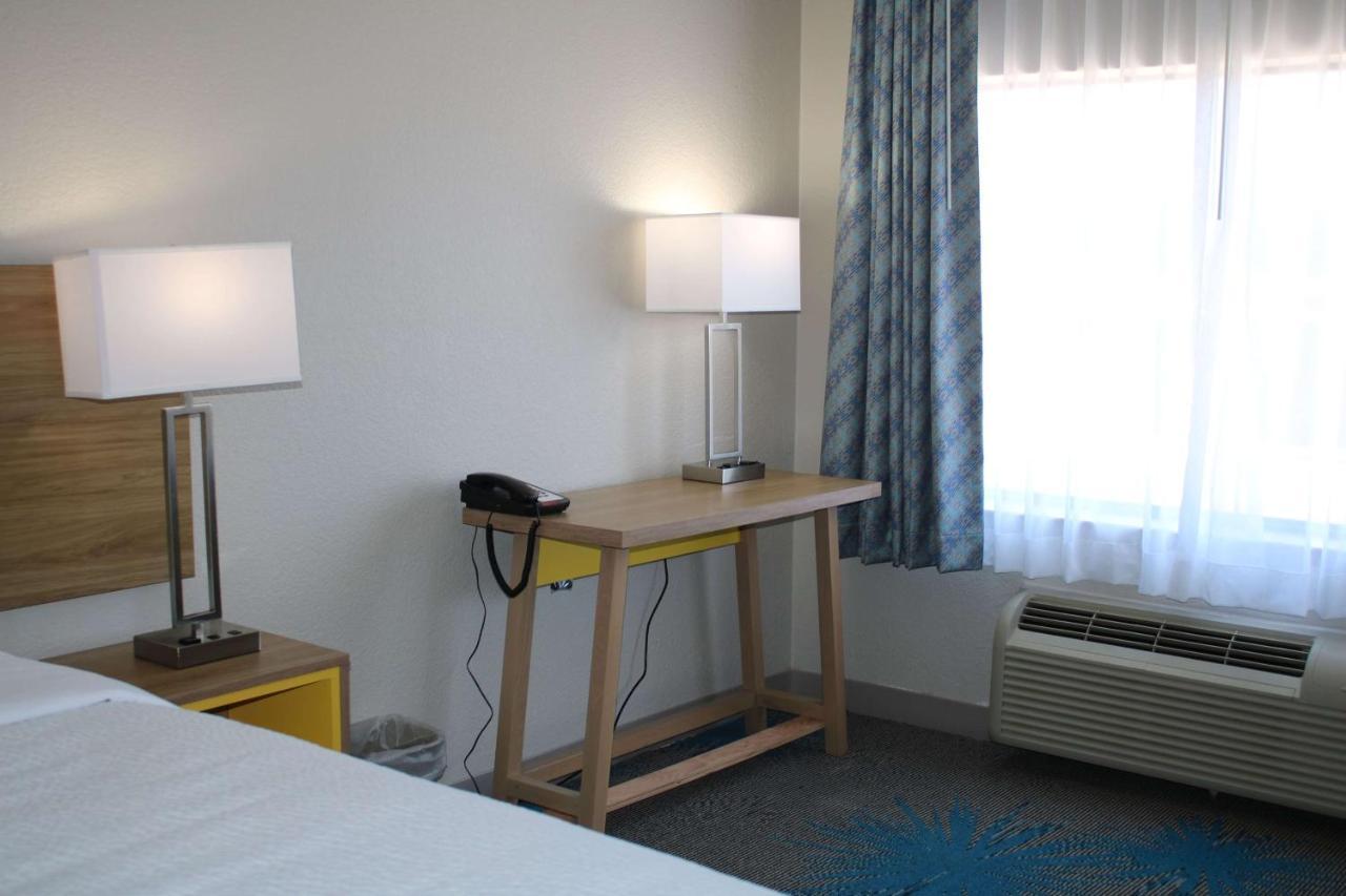 Days Inn By Wyndham Waco University Area Ngoại thất bức ảnh